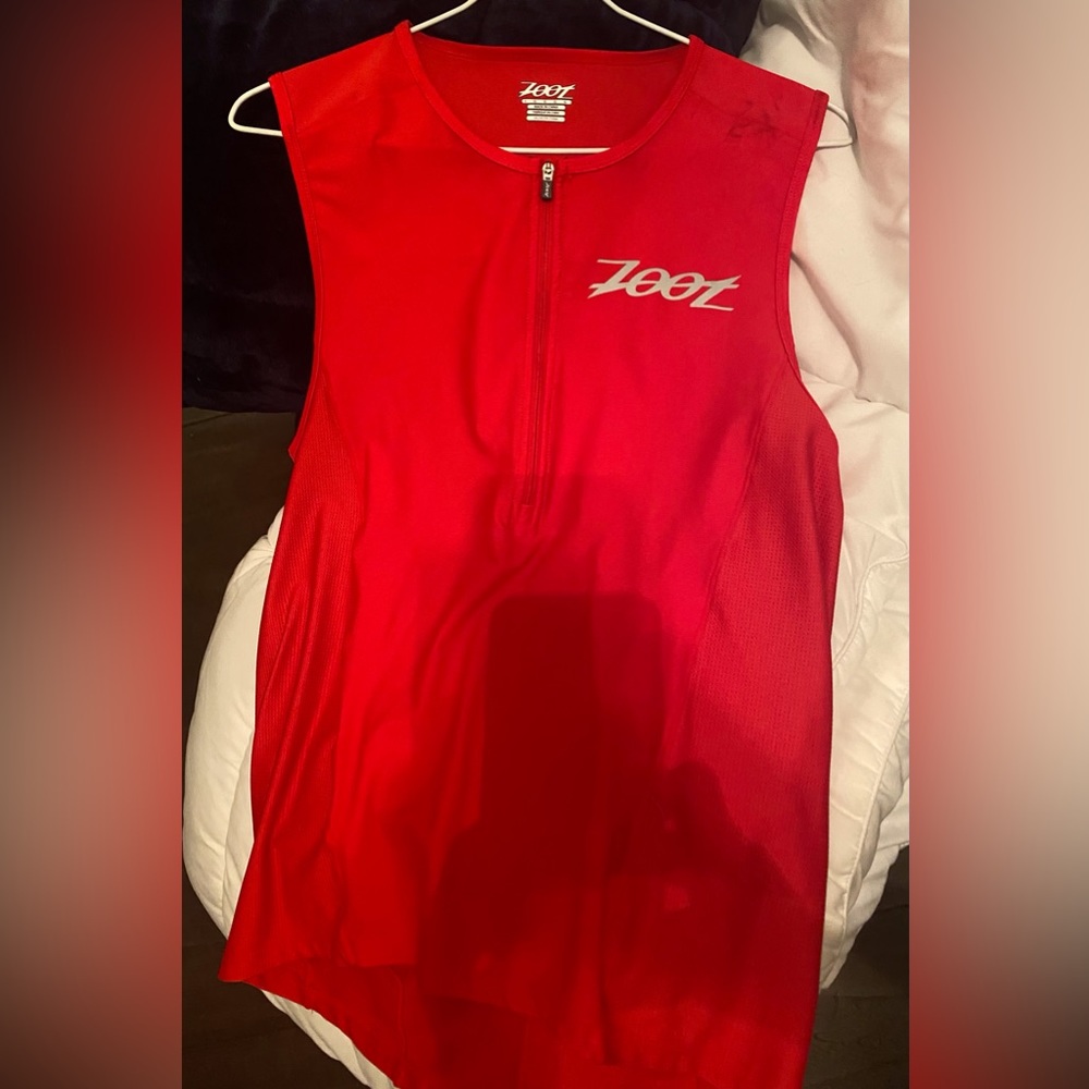 Men’s Zoot cycling top, Size L.  GUC.